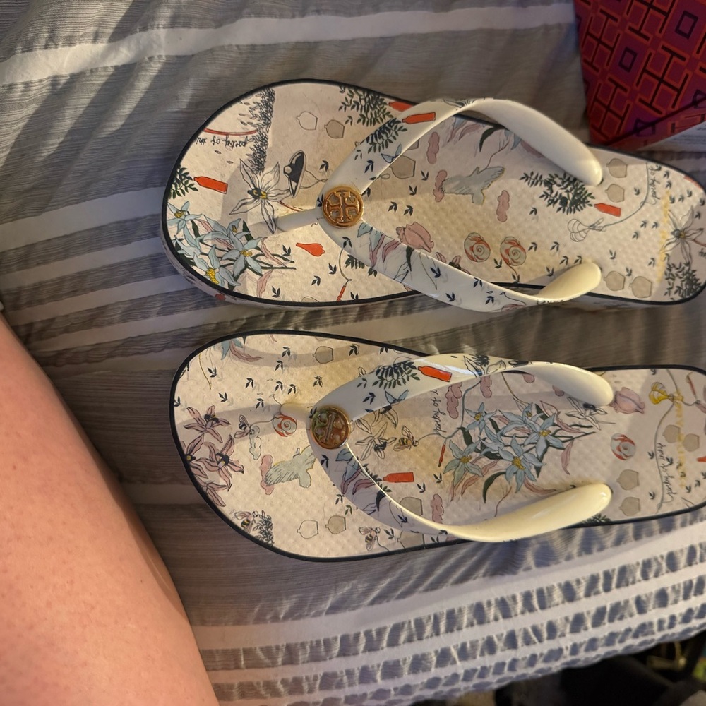 Tory Burch Cream Floral Sandals